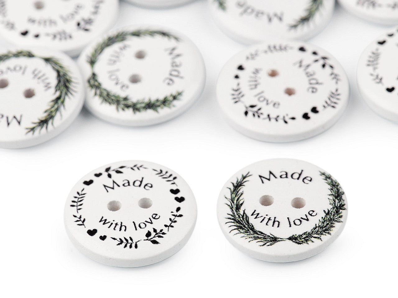 Bouton décoratif en bois « Made with love »