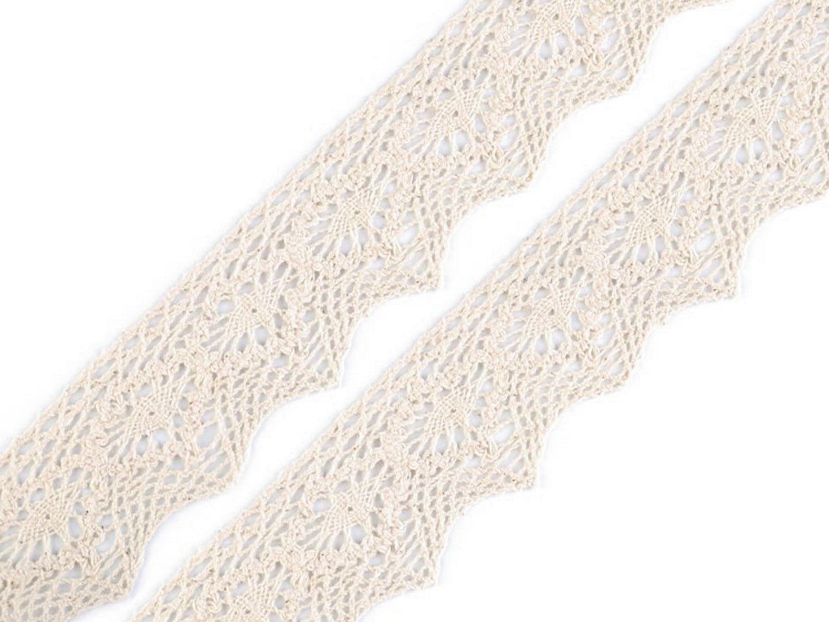Dentelle en coton, largeur 46 ; 56 mm - 1m