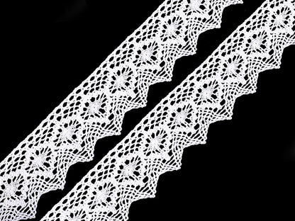 Dentelle en coton, largeur 46 ; 56 mm - 1m