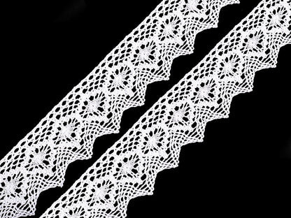 Dentelle en coton, largeur 46 ; 56 mm - 1m