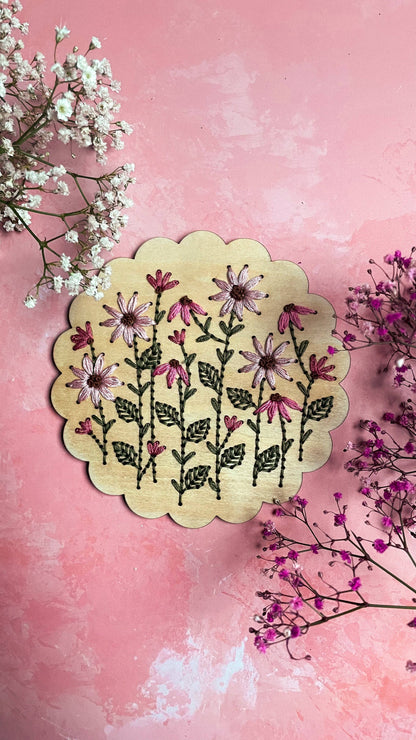Kneckes & Compagnie - Kit de broderie fleurs roses