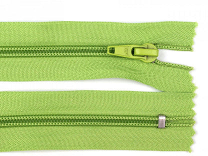 FAG en nylon, No 5, extrémité fermée, 18 cm, POL