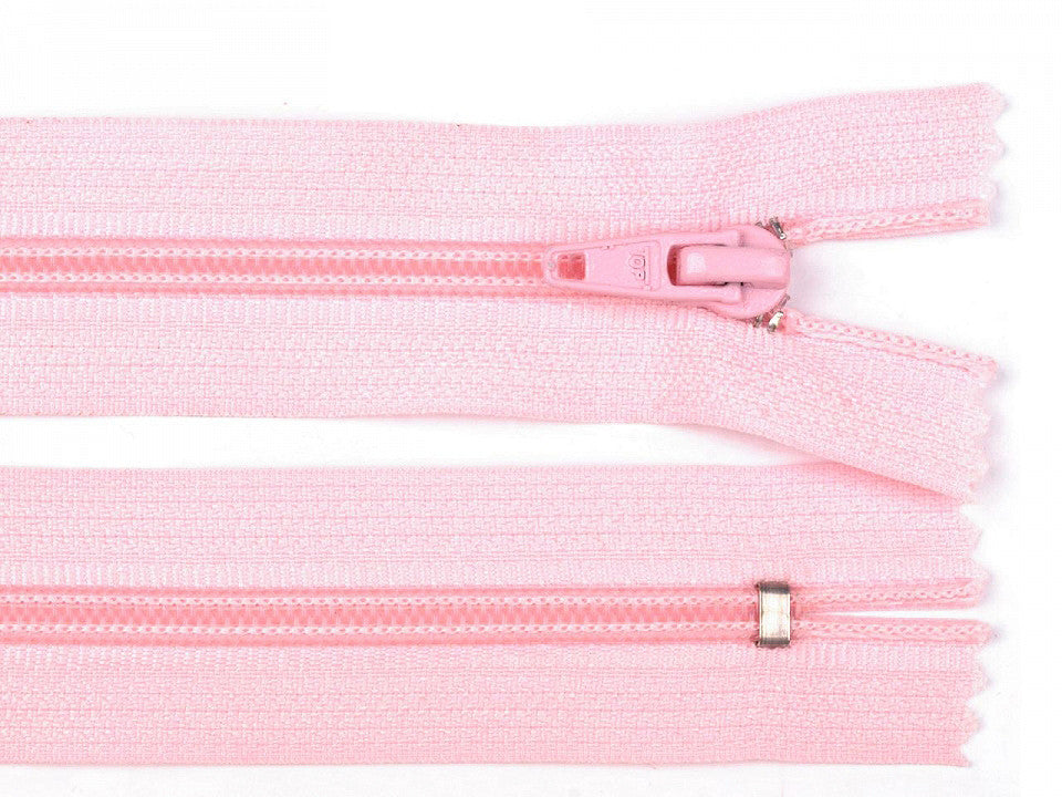FAG en nylon, No 5, extrémité fermée, 18 cm, POL