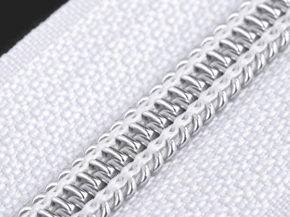 FAG en nylon avec dents argentées, No 7, longueur 75 cm