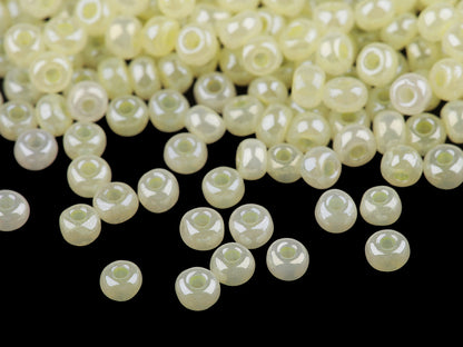 Perles de rocaille 5/0 - 4,5 mm, opaques - 50g
