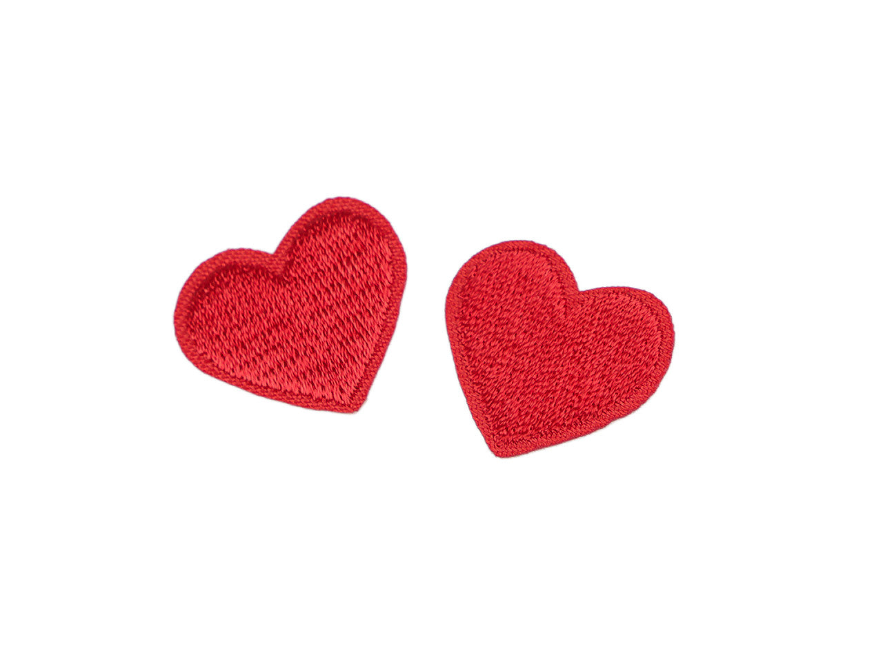 Patch thermocollant Cœur, entièrement brodé - 10pc
