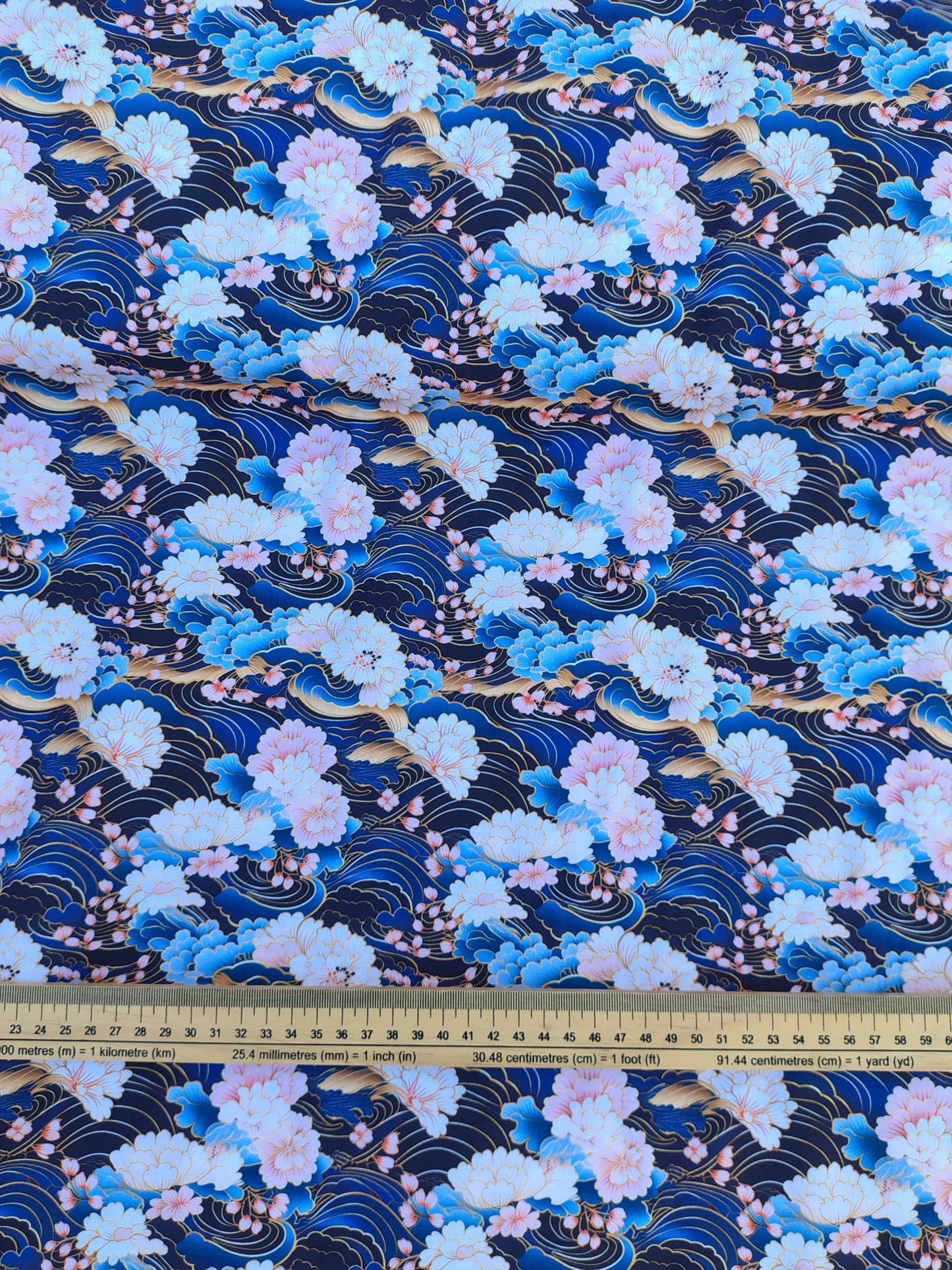 Tissu imprimé en France 63250C — Nami & Botan fond marine