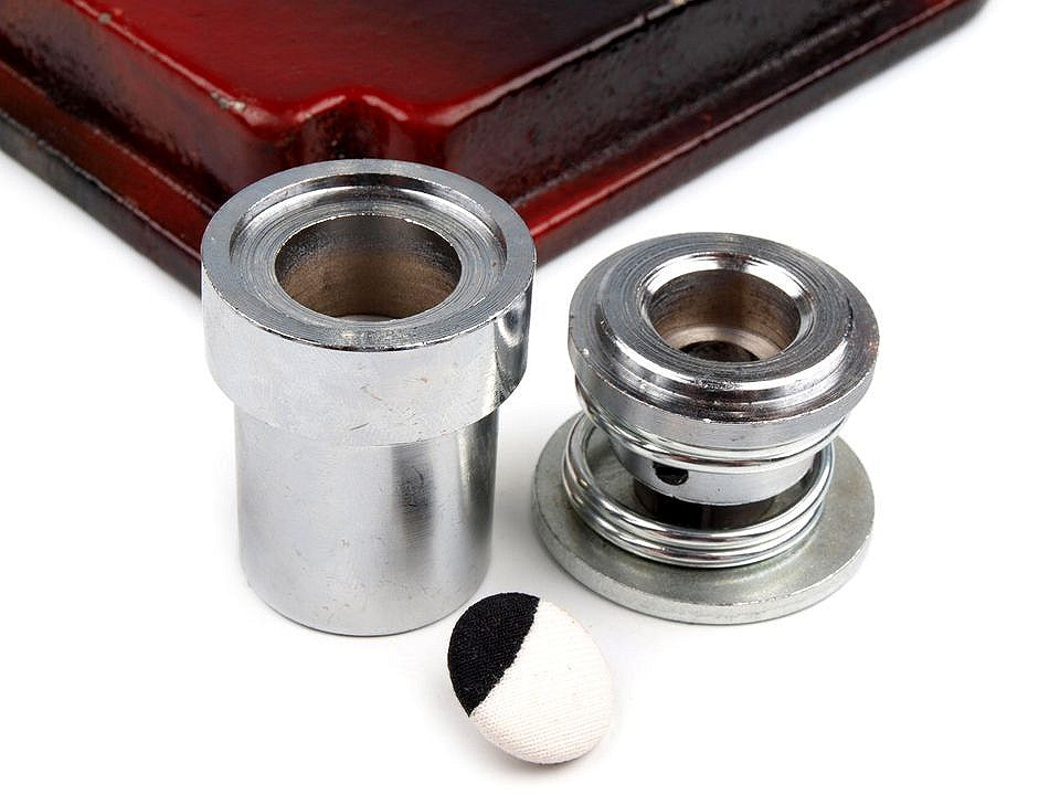 Bouton auto-couvert métallique, taille 17,7mm