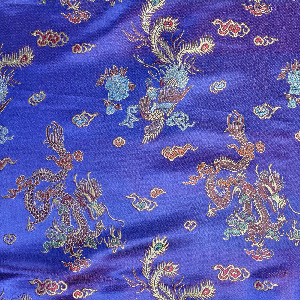 Tissu brocart motif dragon