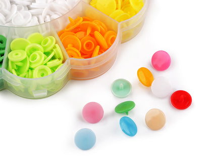 Boutons pression en plastique dans une boîte, taille 11,4mm - 1set