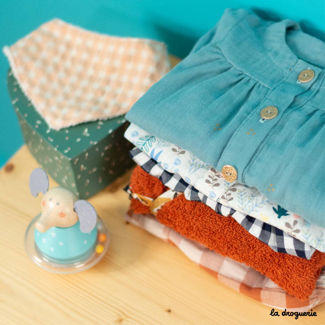 LA DROGUERIE - Livre DIY couture "La petite garde-robe des bébés Tome 2"