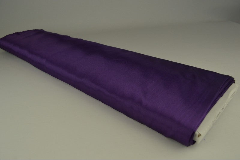 Satin (polyester)