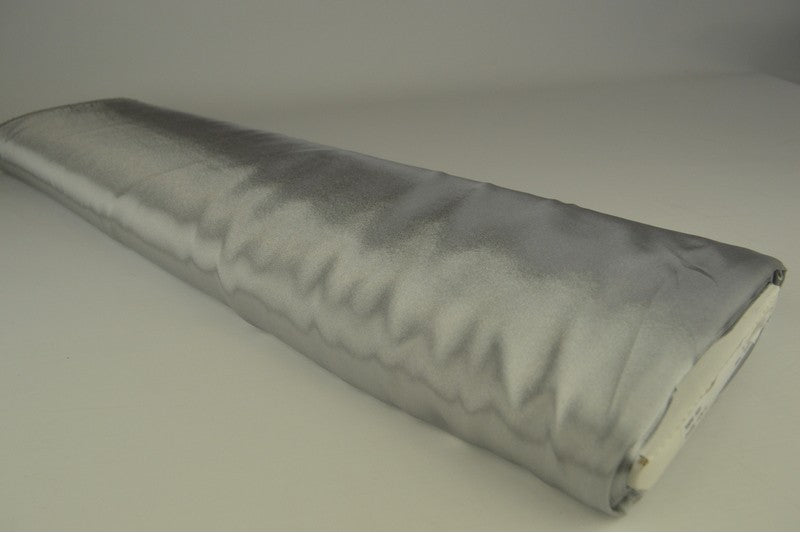 Satin (polyester)