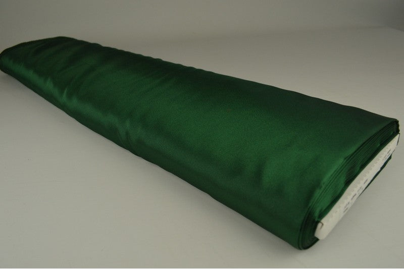 Satin (polyester)