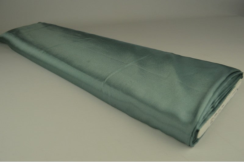 Satin (polyester)