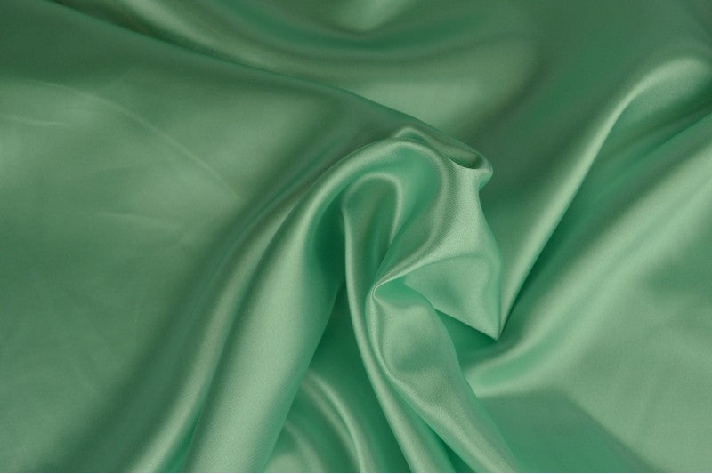 Satin (polyester)
