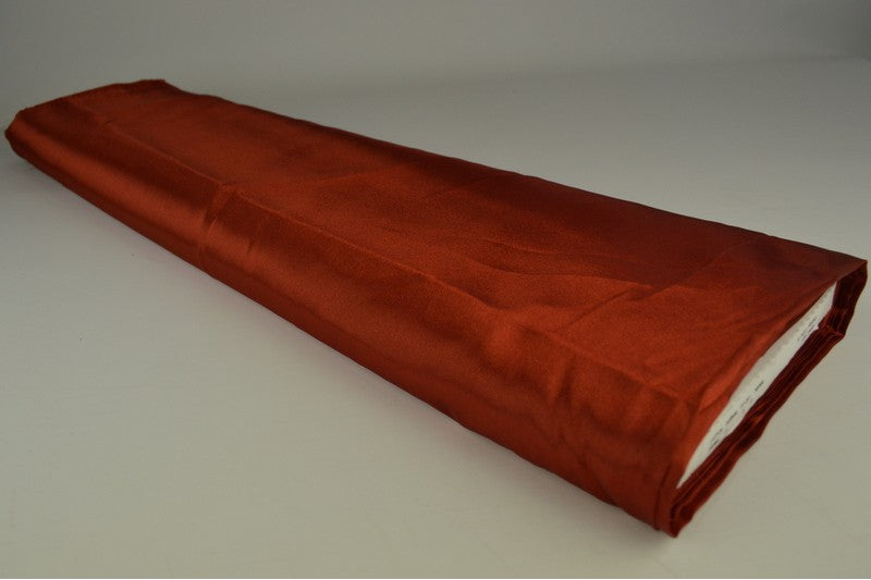 Satin (polyester)