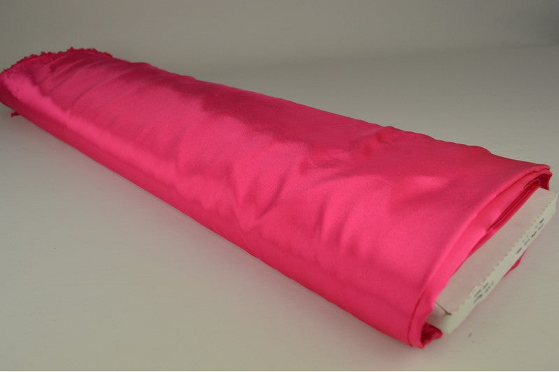 Satin (polyester)