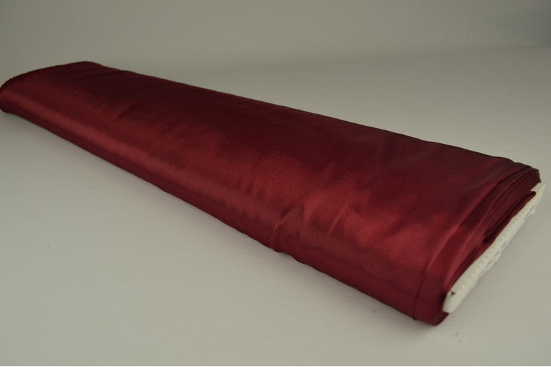 Satin (polyester)
