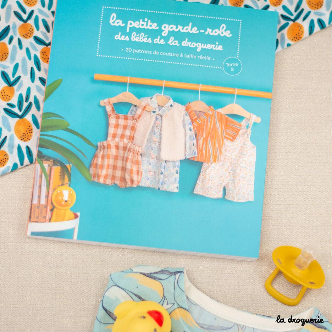 LA DROGUERIE - Livre DIY couture "La petite garde-robe des bébés Tome 2"