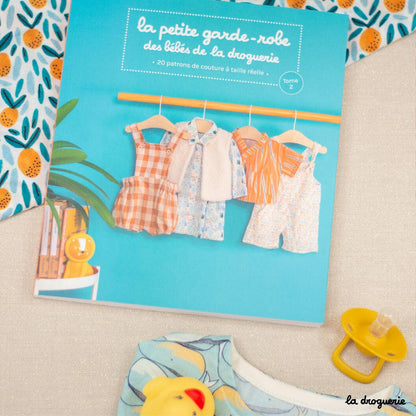 LA DROGUERIE - Livre DIY couture "La petite garde-robe des bébés Tome 2"