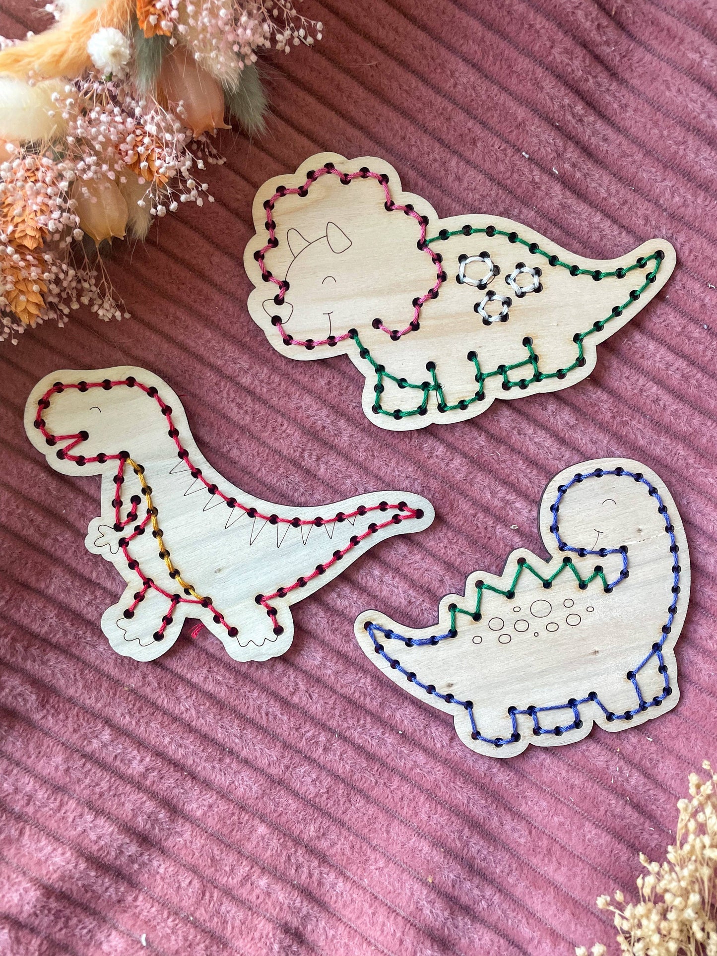 Kneckes & Compagnie - Kit de broderie dinosaures - Lot de 3