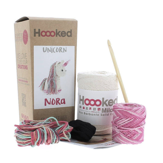 Hoooked - Kit de crochet DIY Licorne Nora en Eco Barbante