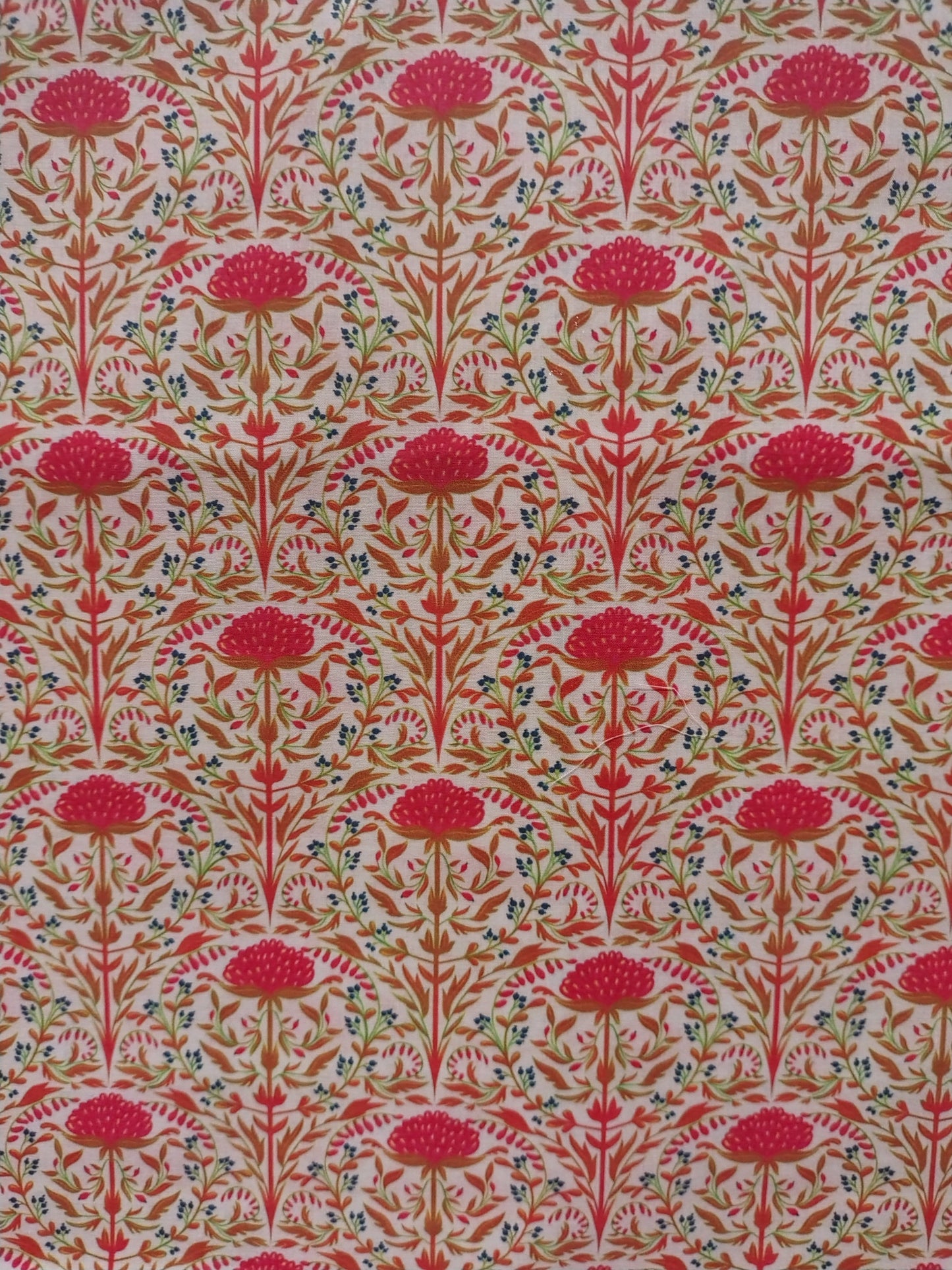 Batiste de coton imprimée Art Nouveau rouge bordeaux doré