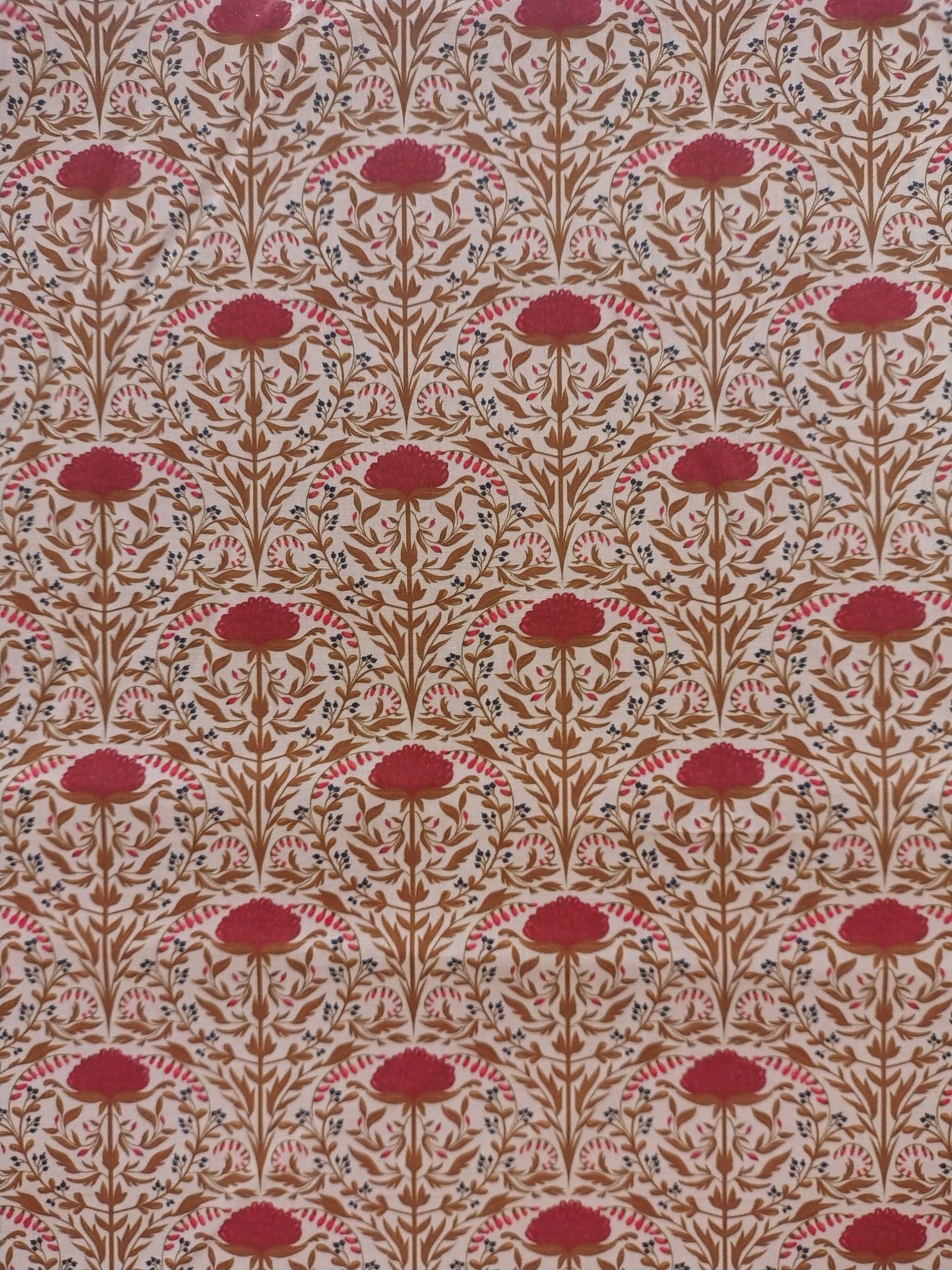 Batiste de coton imprimée Art Nouveau rose fuchsia terracotta