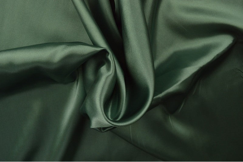 Satin (polyester)